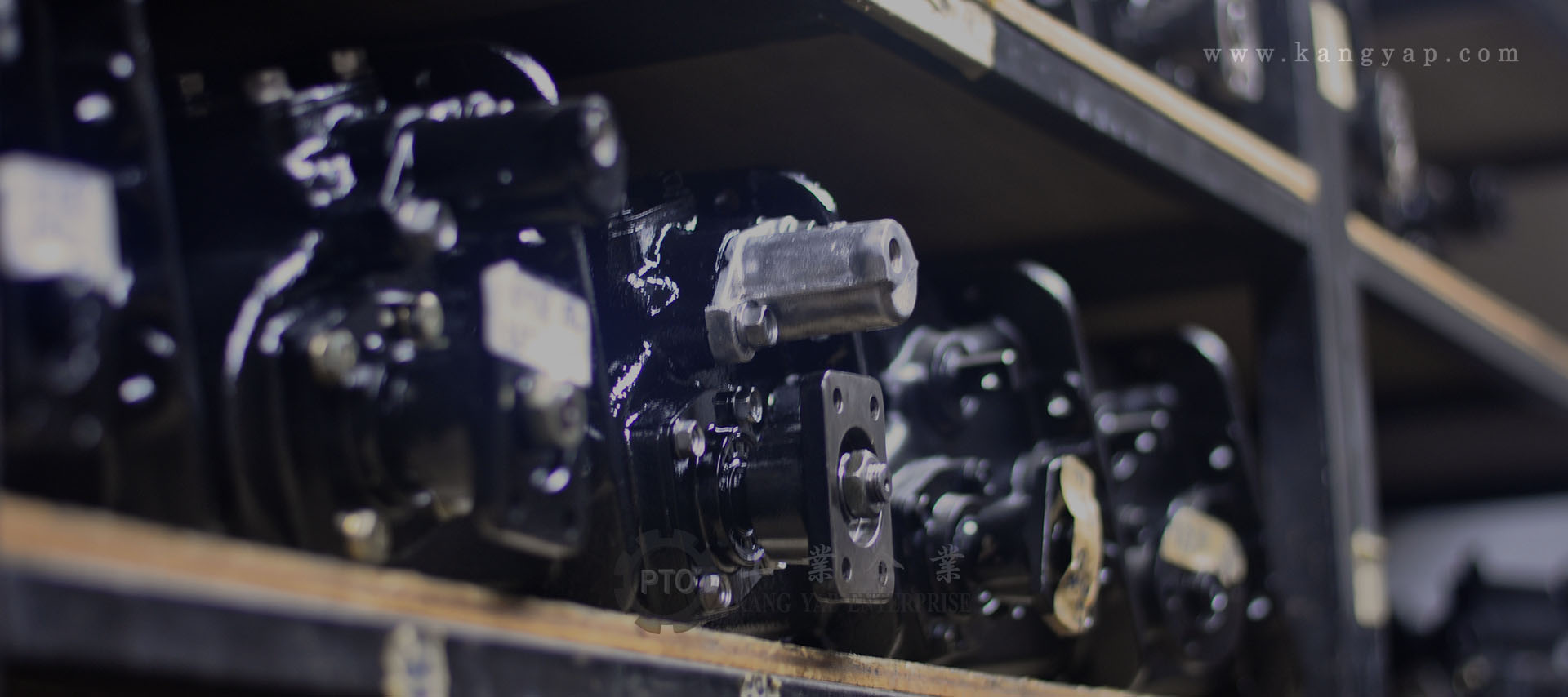 Worldwide freight services